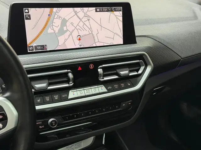 BMW X3 view 15
