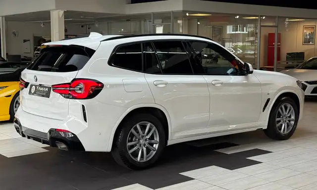 BMW X3 view 6