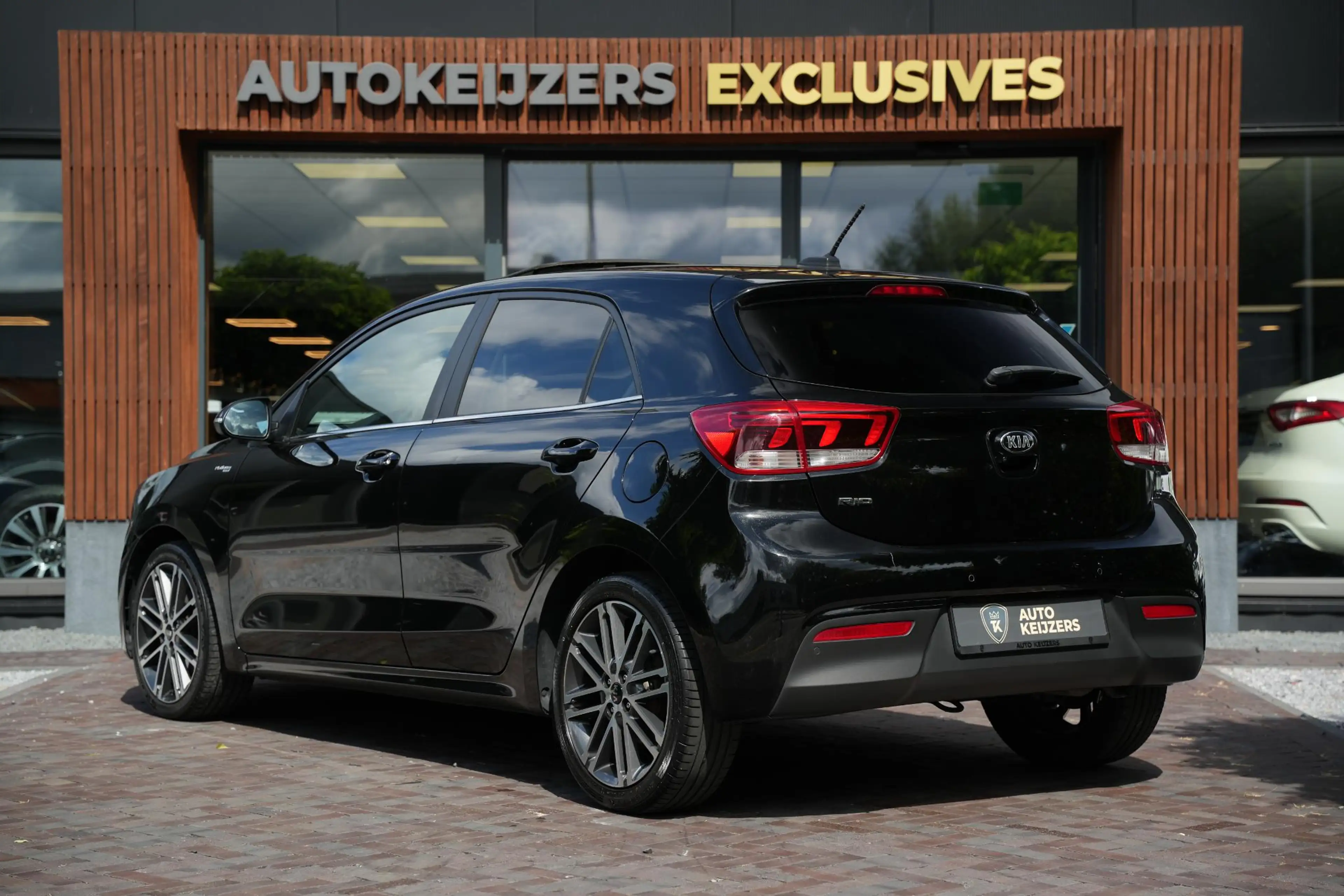Kia Rio 1.0 TGDI DynamicLine Platinum Edition Schuifdak Le — photo 9