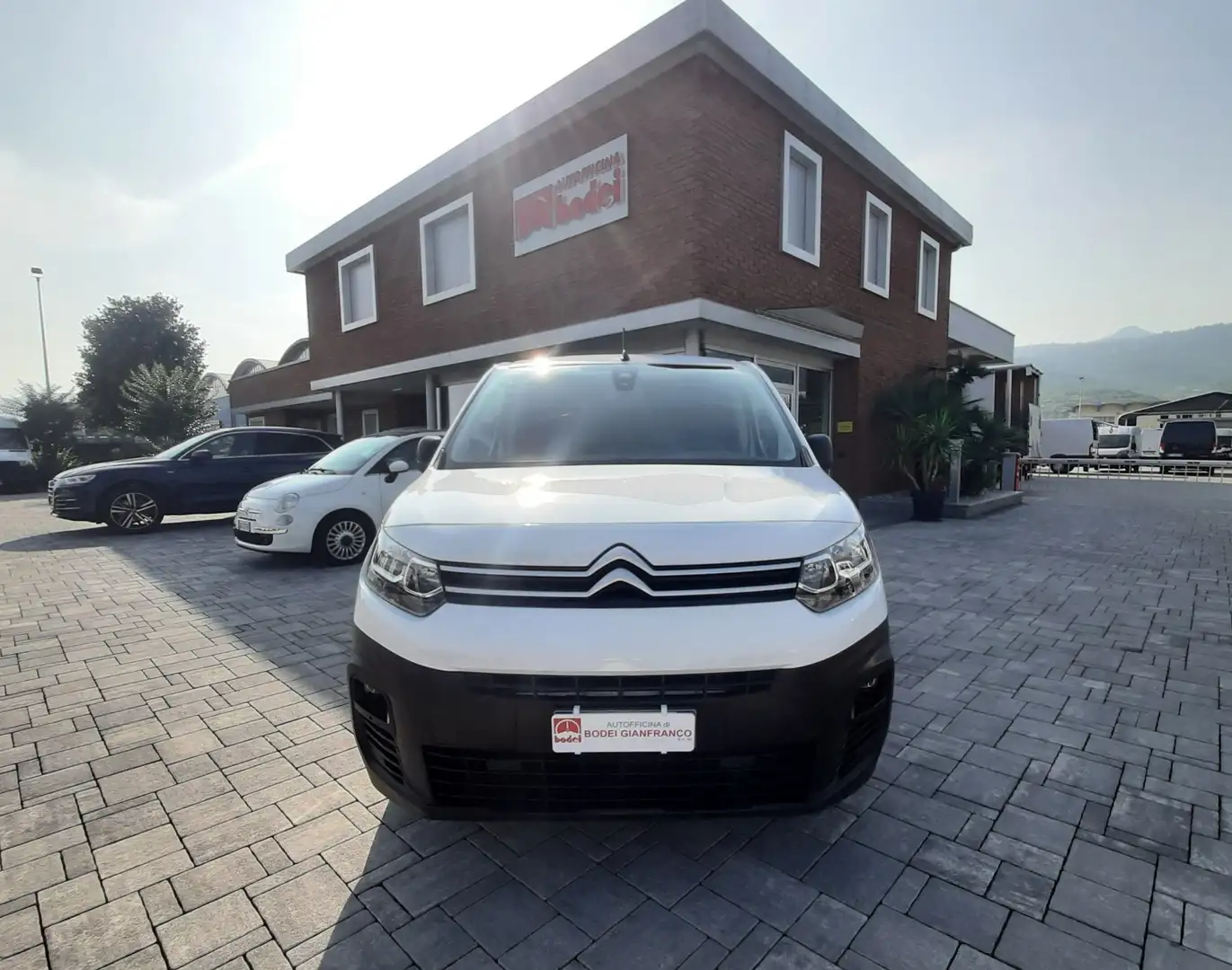 Citroen Berlingo 1.51.5 Blue HDi 100 75 KW Doppia porta scorrevole Blanc - 2