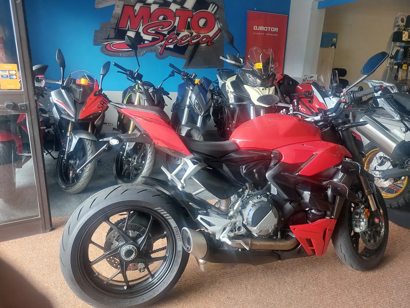 Ducati Streetfighter V2 Rojo - 2