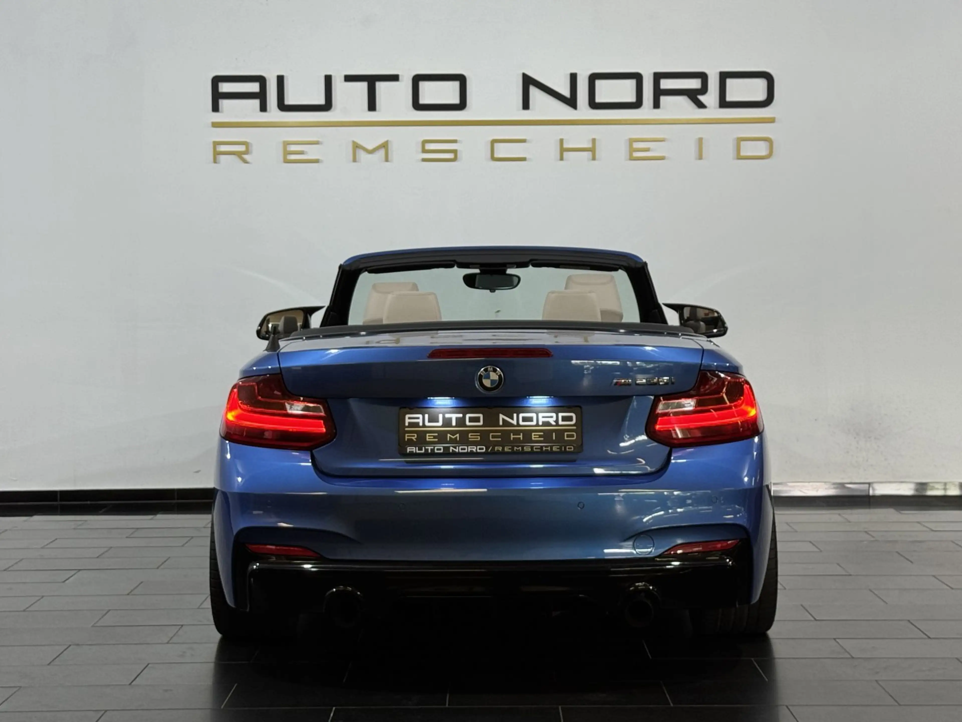 BMW 235 i Cabrio *Memory*Navi*Bi-Xenon*Sitzhzg* — photo 8