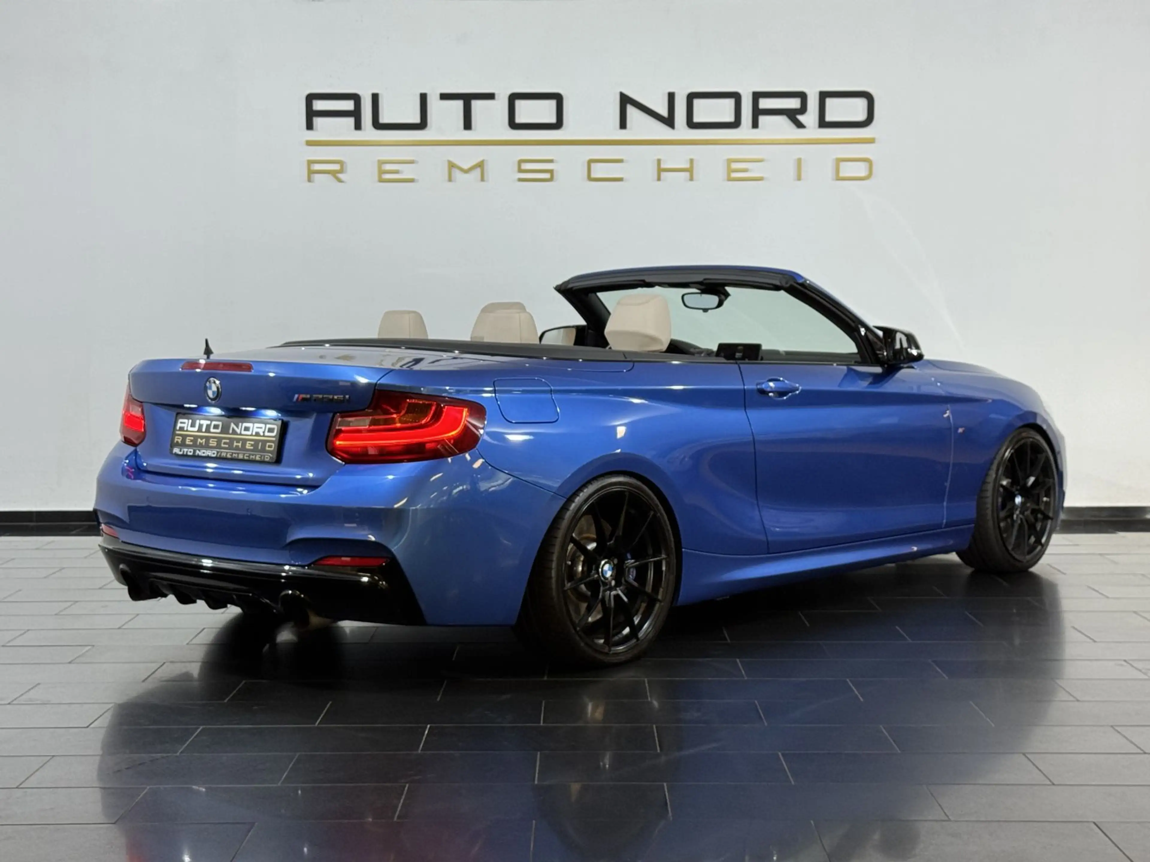 BMW 235 i Cabrio *Memory*Navi*Bi-Xenon*Sitzhzg* — photo 7