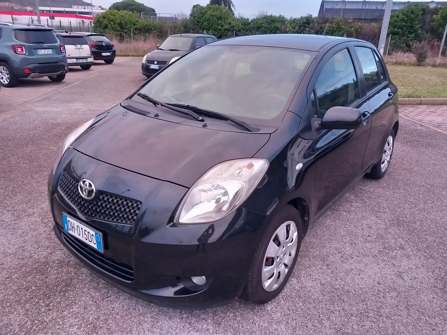 Toyota Yaris Yaris 5p 1.3 Sol Noir - 1