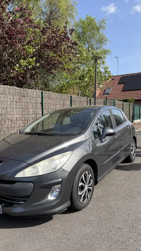 Peugeot 308 AFFAIRE 1.6L HDI 92 FAP BVM5 PACK CD CLI