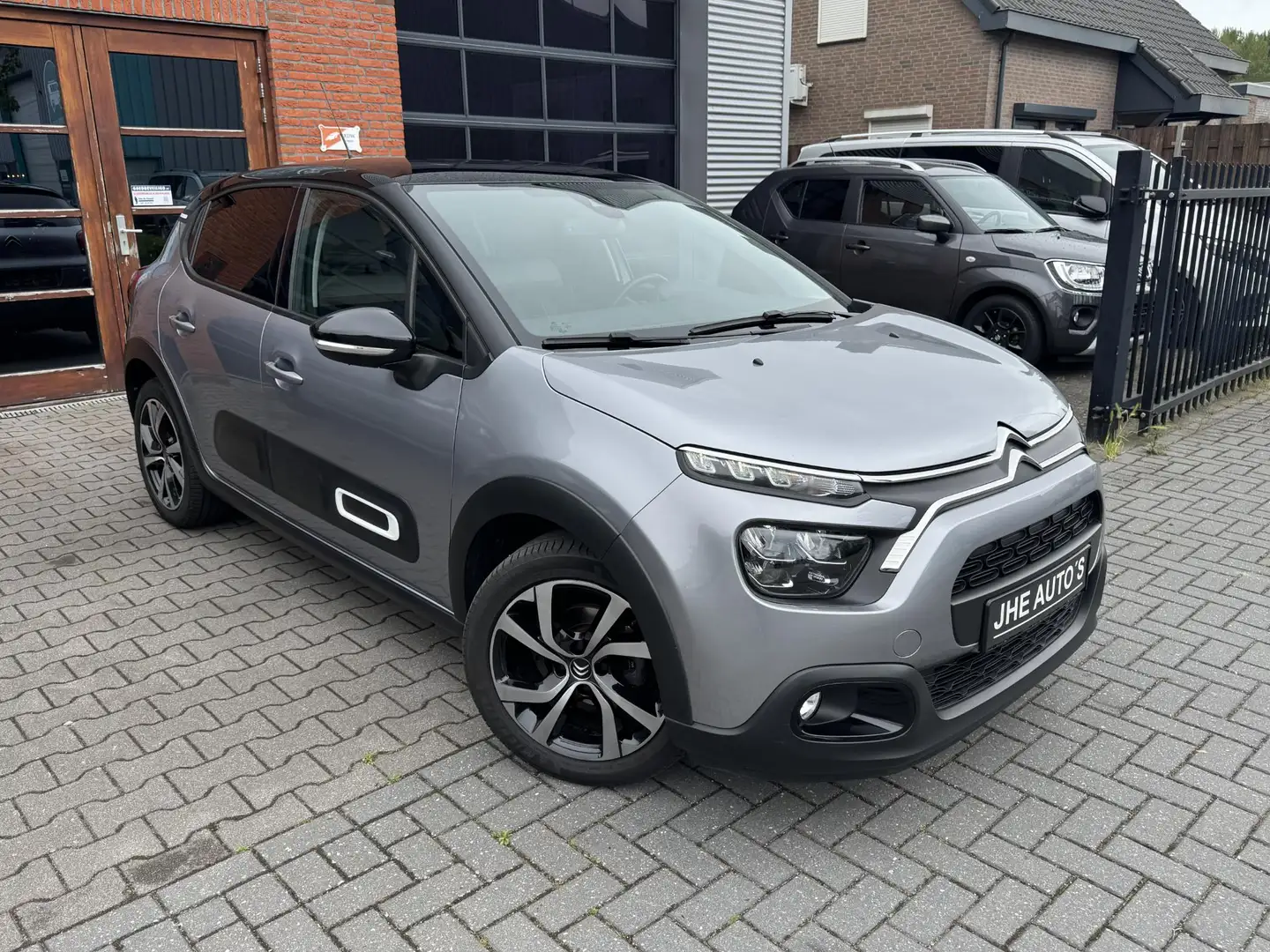 Citroen C3 1.2 PT Shine | Automaat | Distributie vervangen Grau - 2