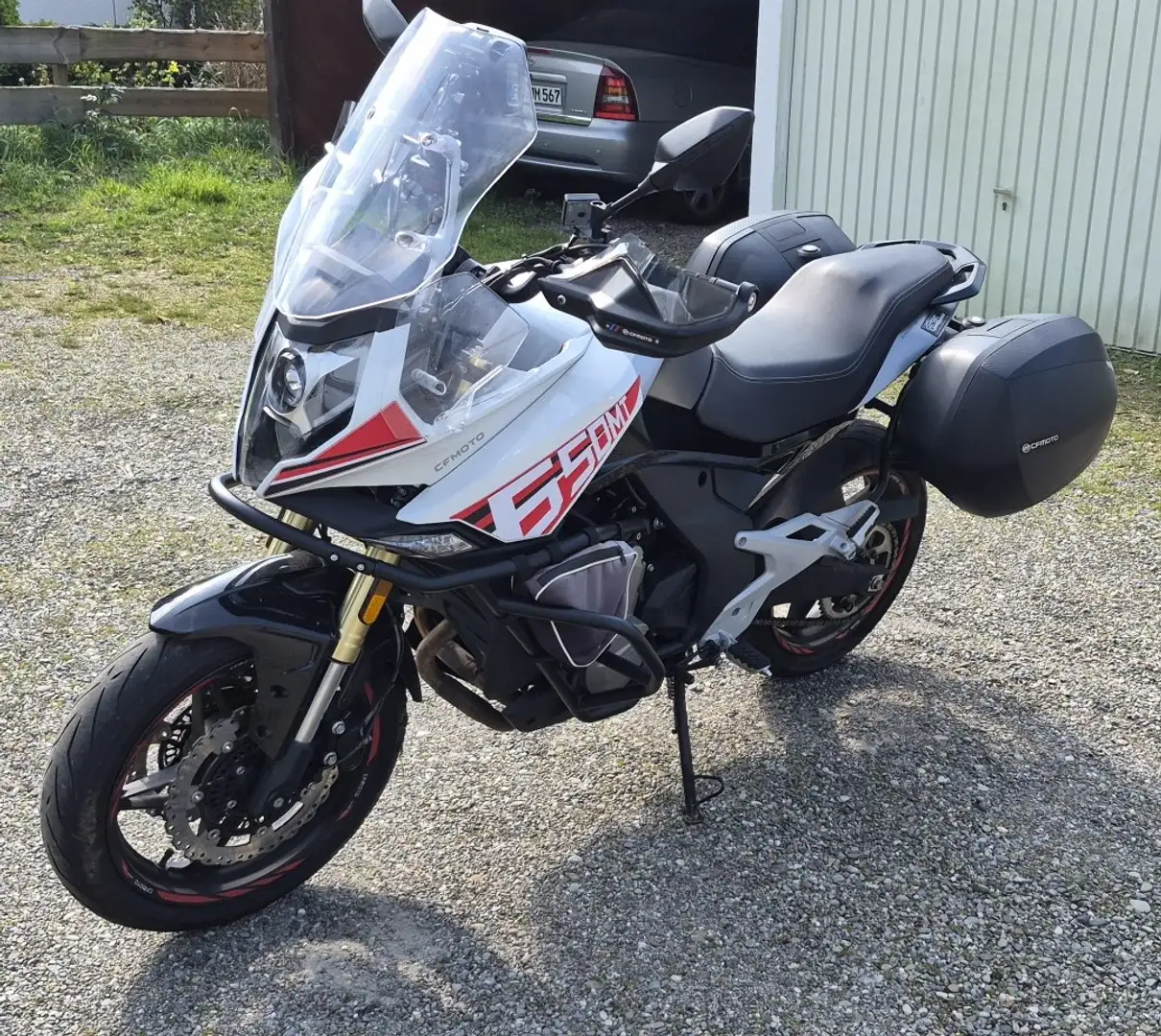 CFMOTO 650 MT Blanco - 2