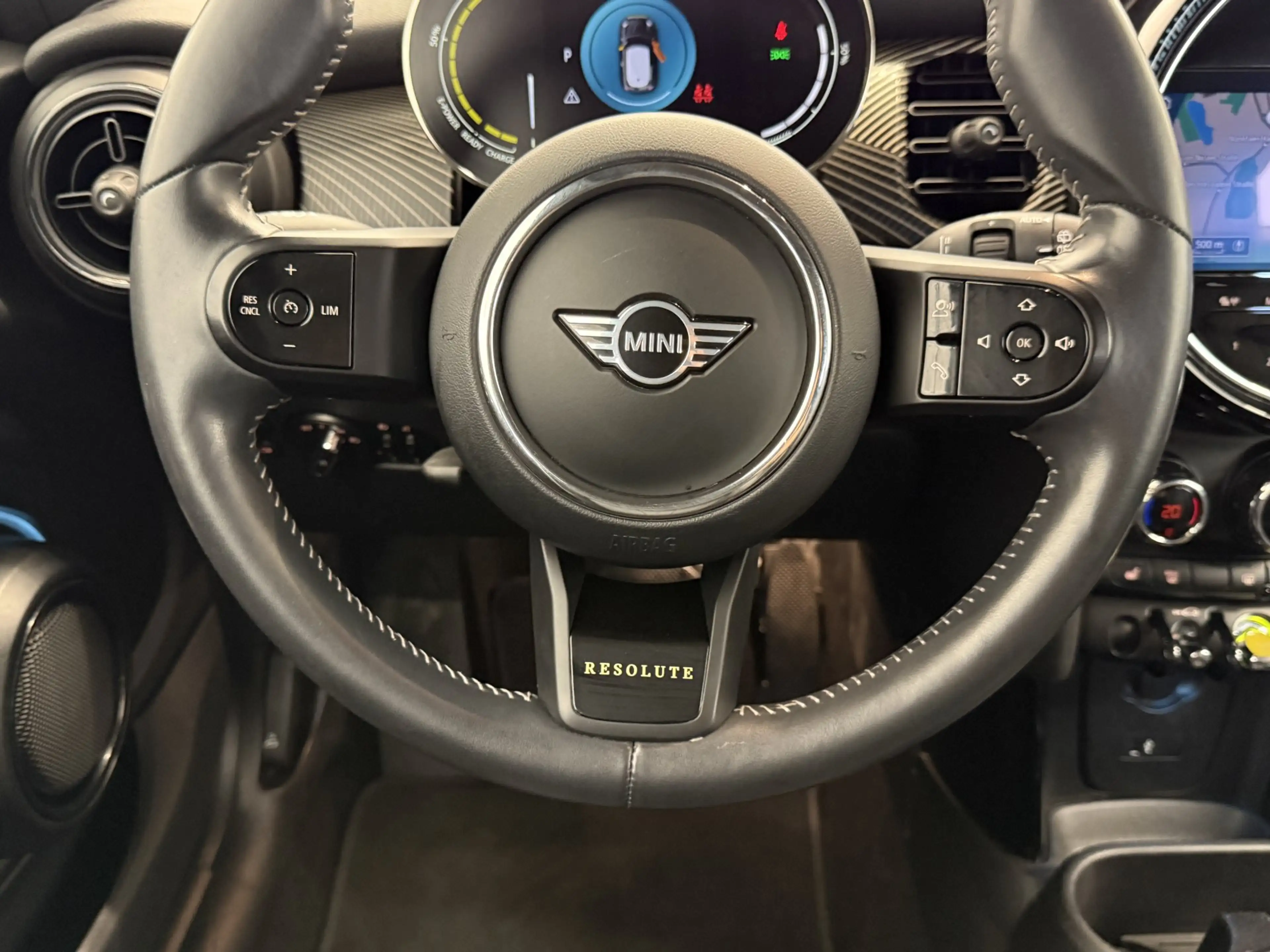 MINI Cooper SE — photo 10