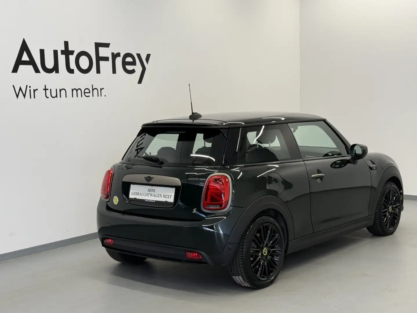 MINI Cooper SE Grün - 2