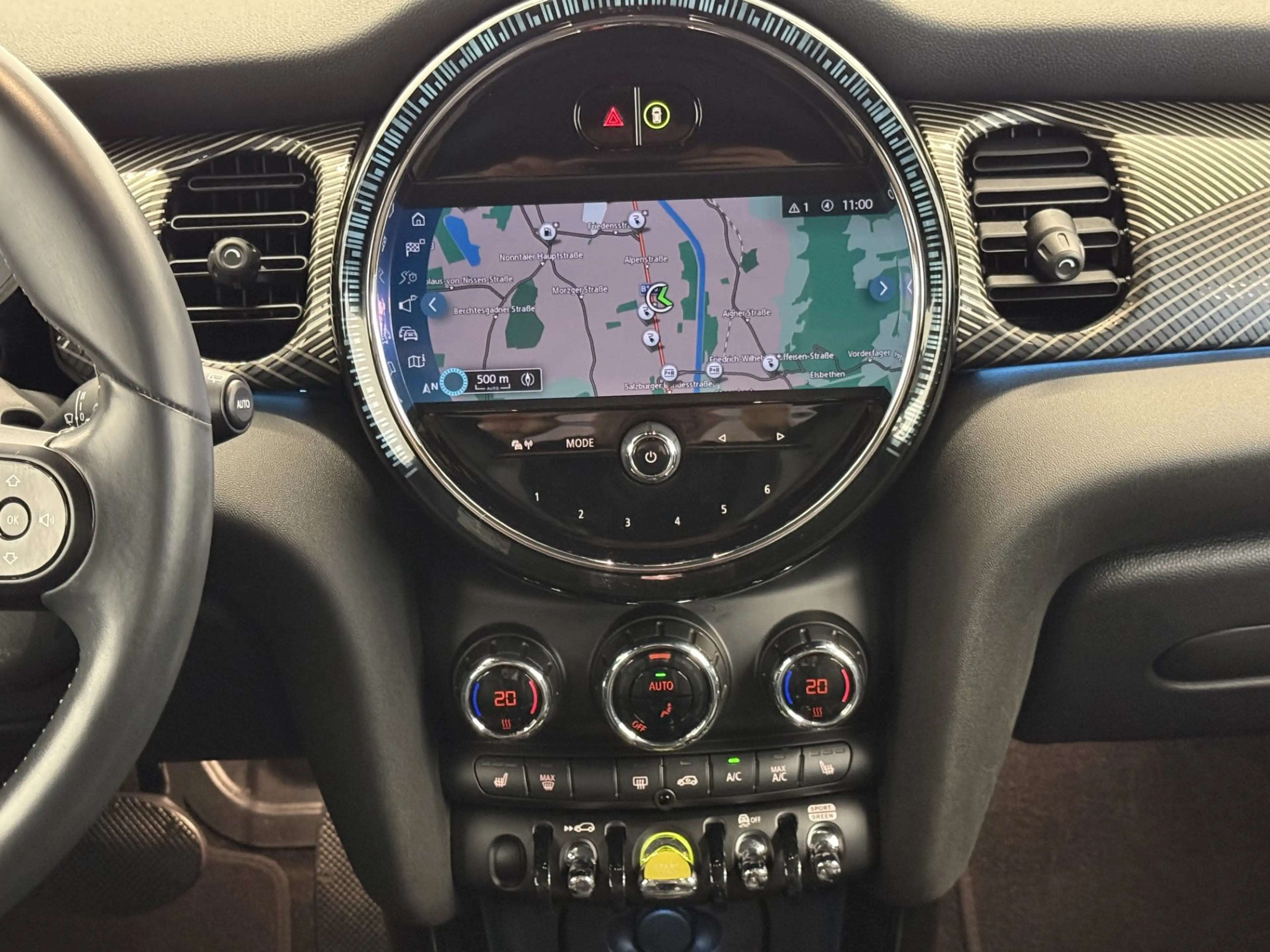 MINI Cooper SE — photo 8