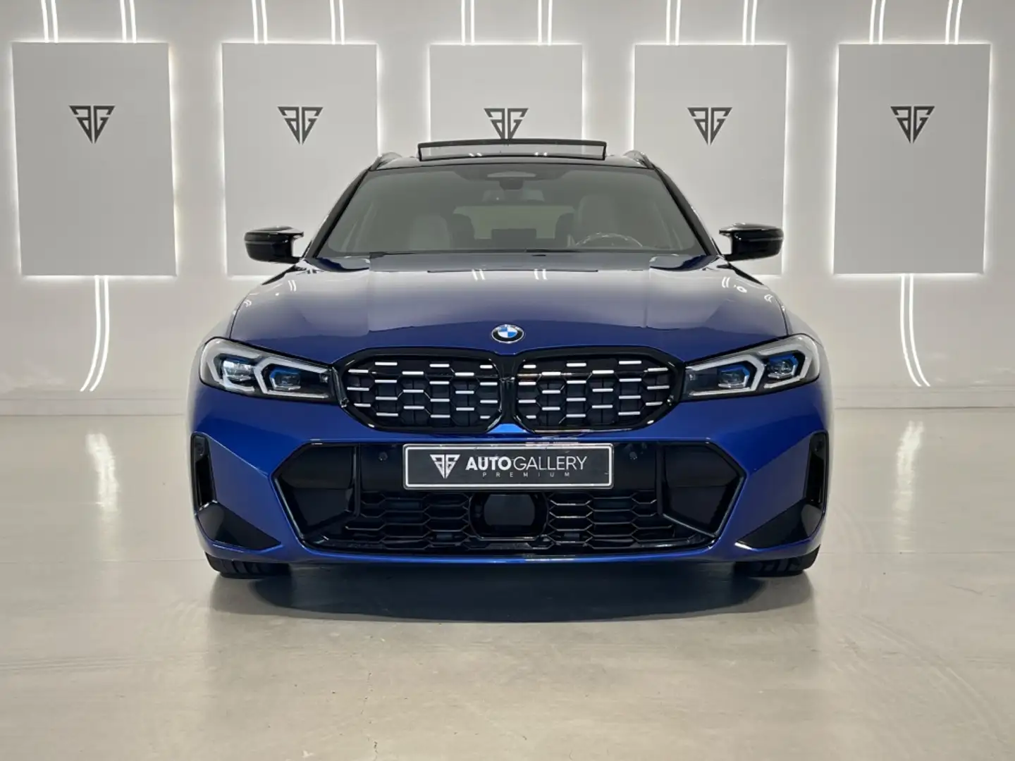 BMW 340 M340dA xDrive Touring Azul - 2