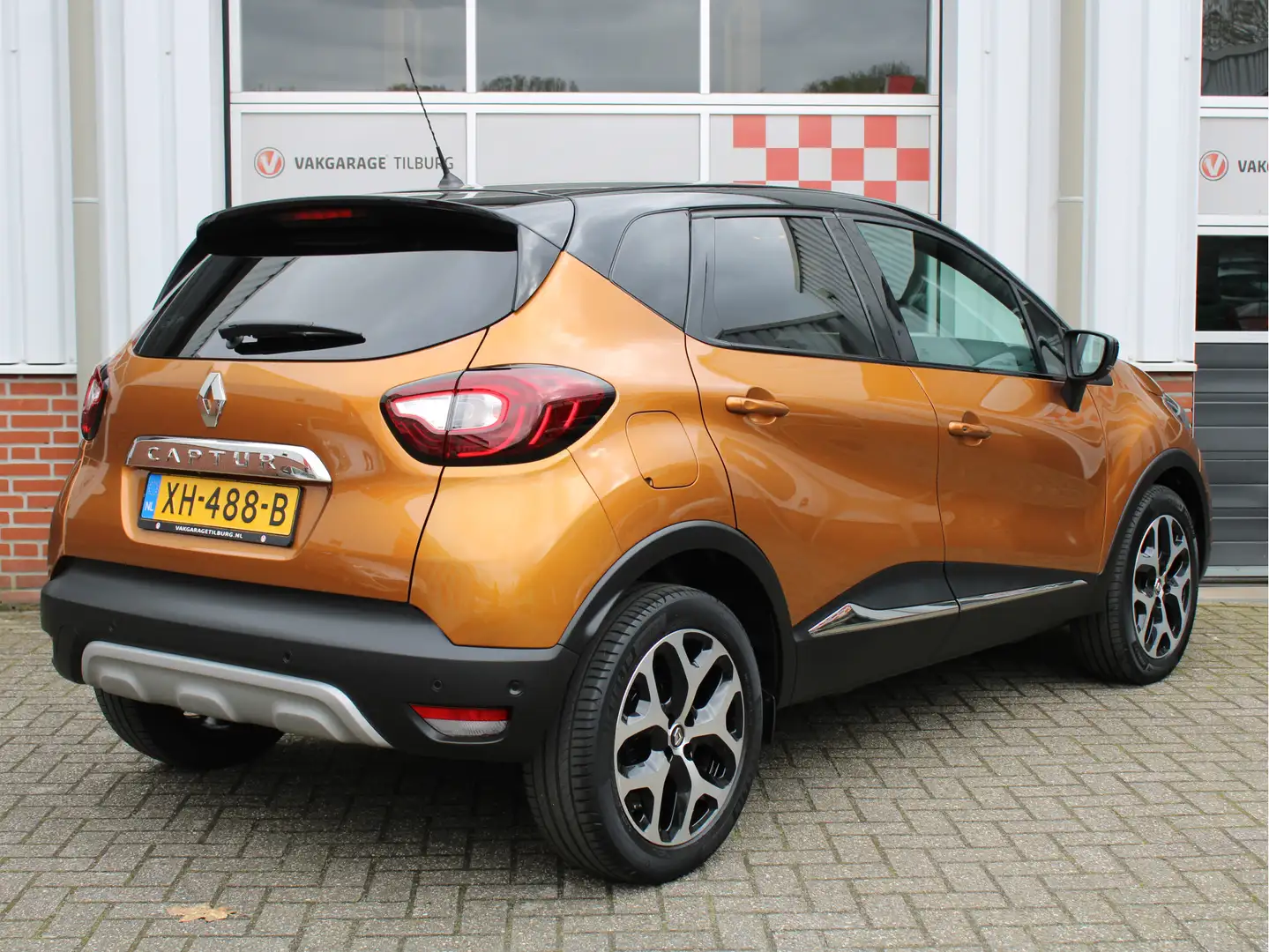 Renault Captur 0.9 TCe Intens 1e Eig./Dealer onderh./Camera/Senso Oranje - 2