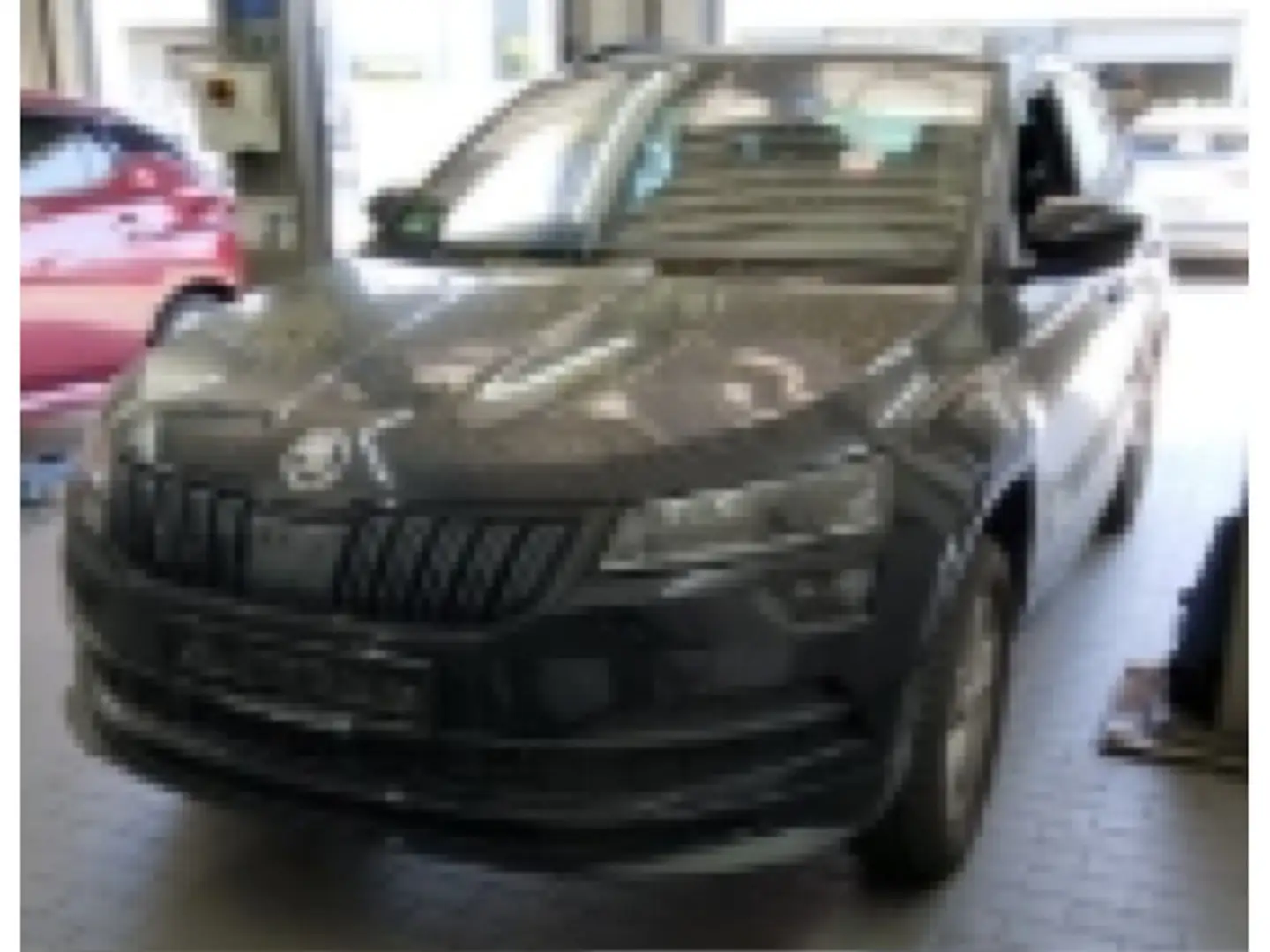 Skoda Karoq 1.5 TSI Sportline Navi FrontAssist LaneAss Noir - 2
