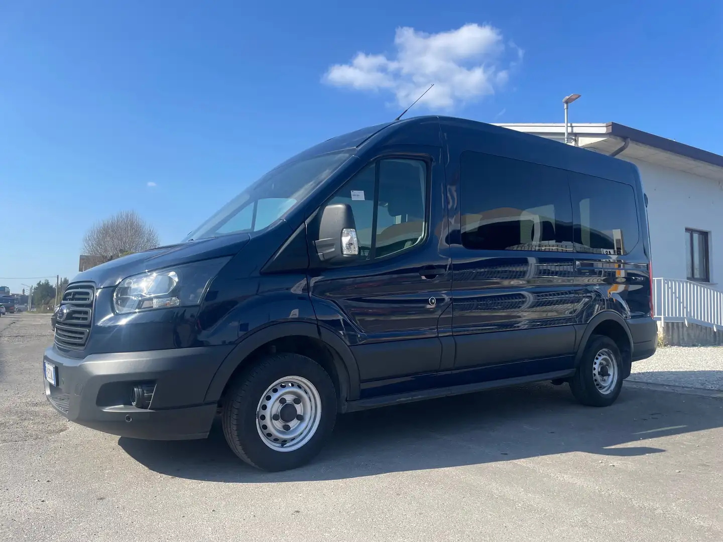 Ford Transit Transit 310 2.0 Eco 130Cv Combi 8 POSTI +IVA Azul - 1