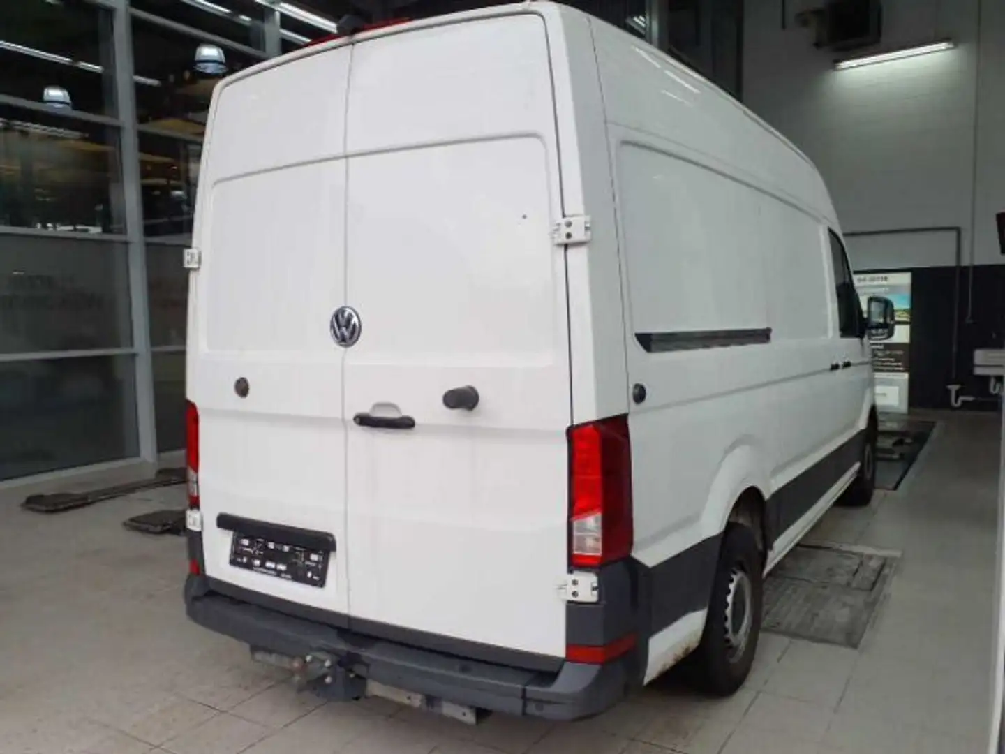 Volkswagen Crafter nza 2.0 TDI 35 mittellang Hochdach L2H2 Weiß - 2