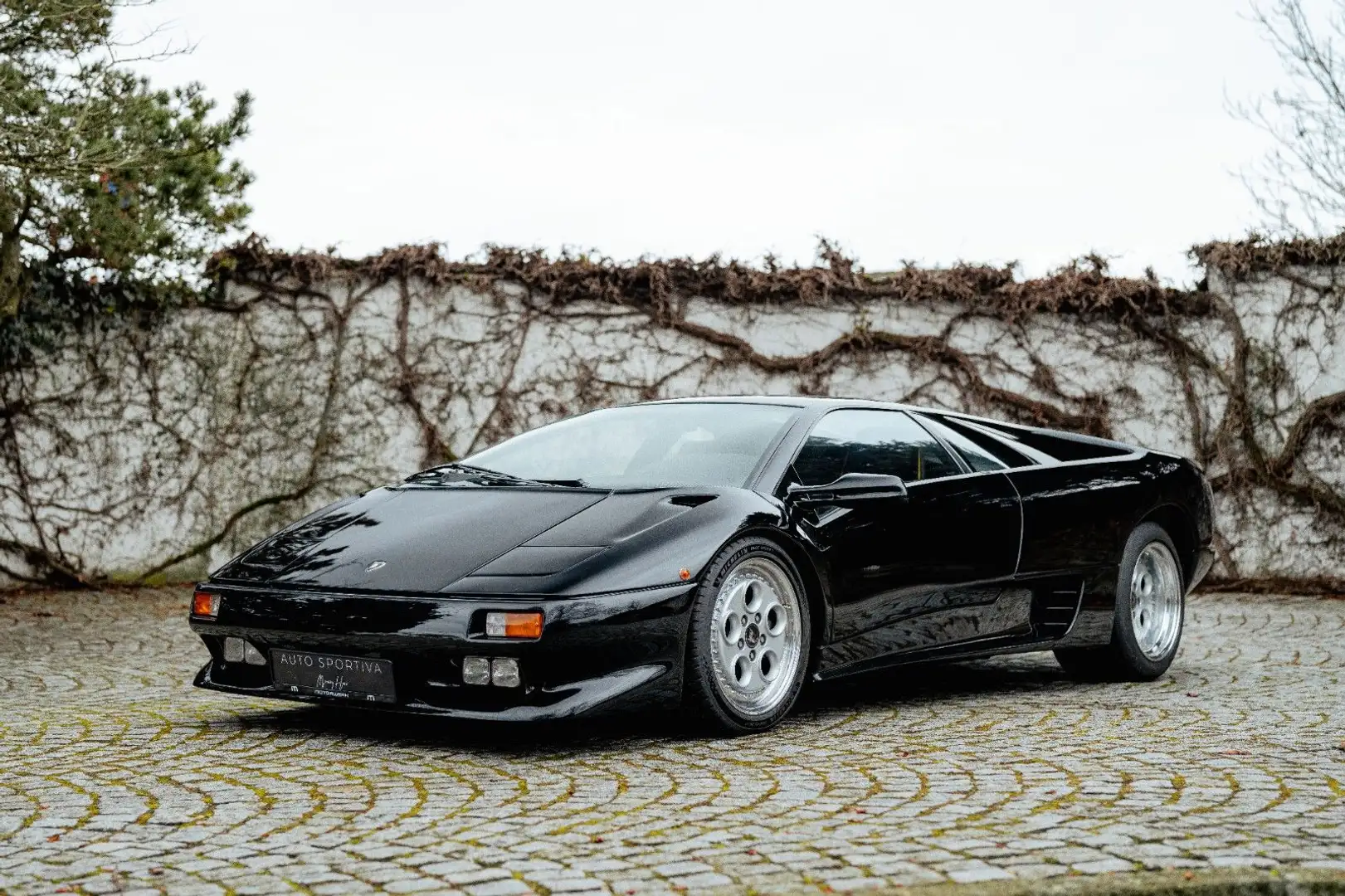 Lamborghini Diablo "1. Serie" Negro - 1