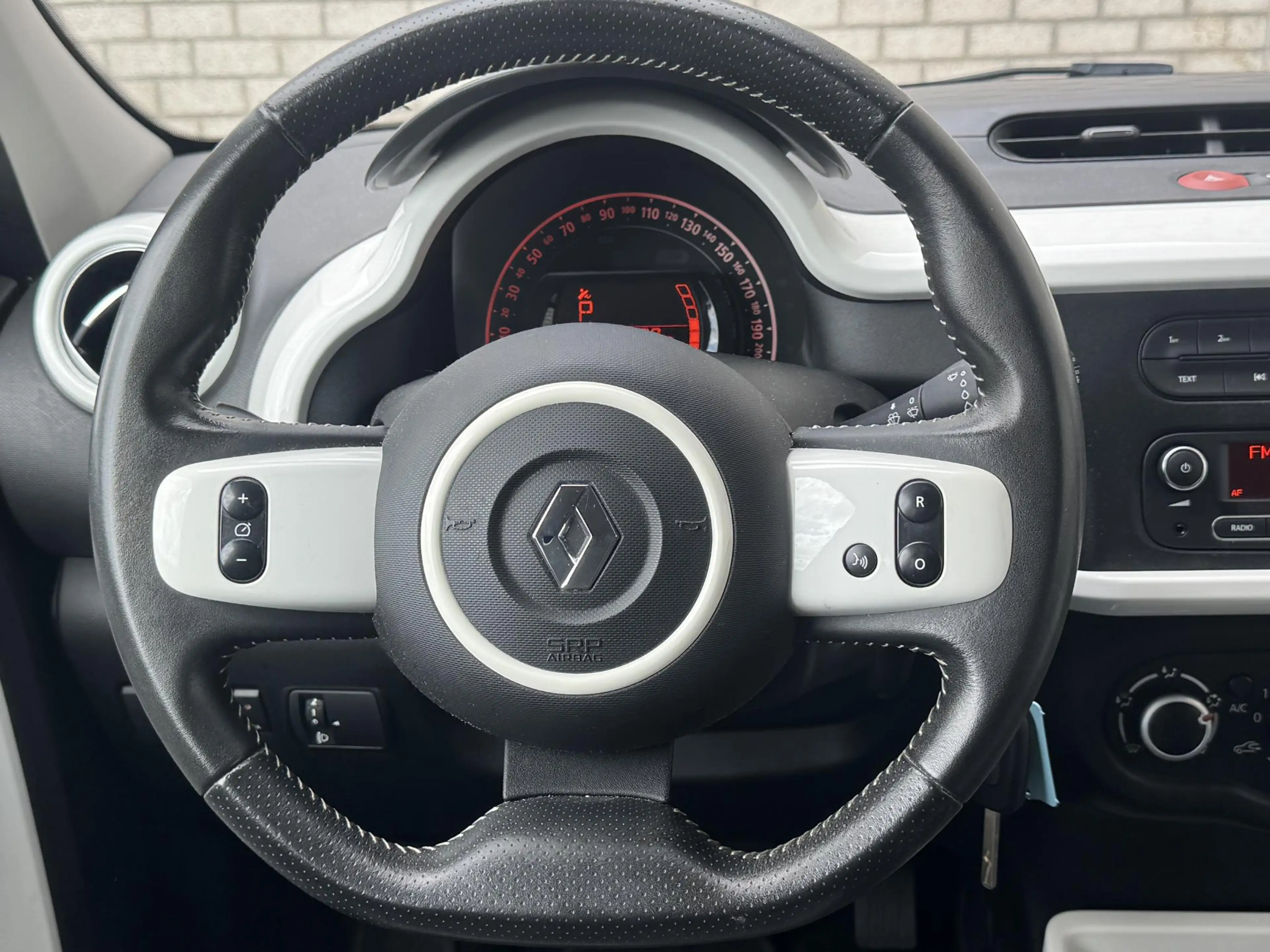 Renault Twingo 1.0 SCe Limited | Automaat | Parkeersensoren | Air — photo 18