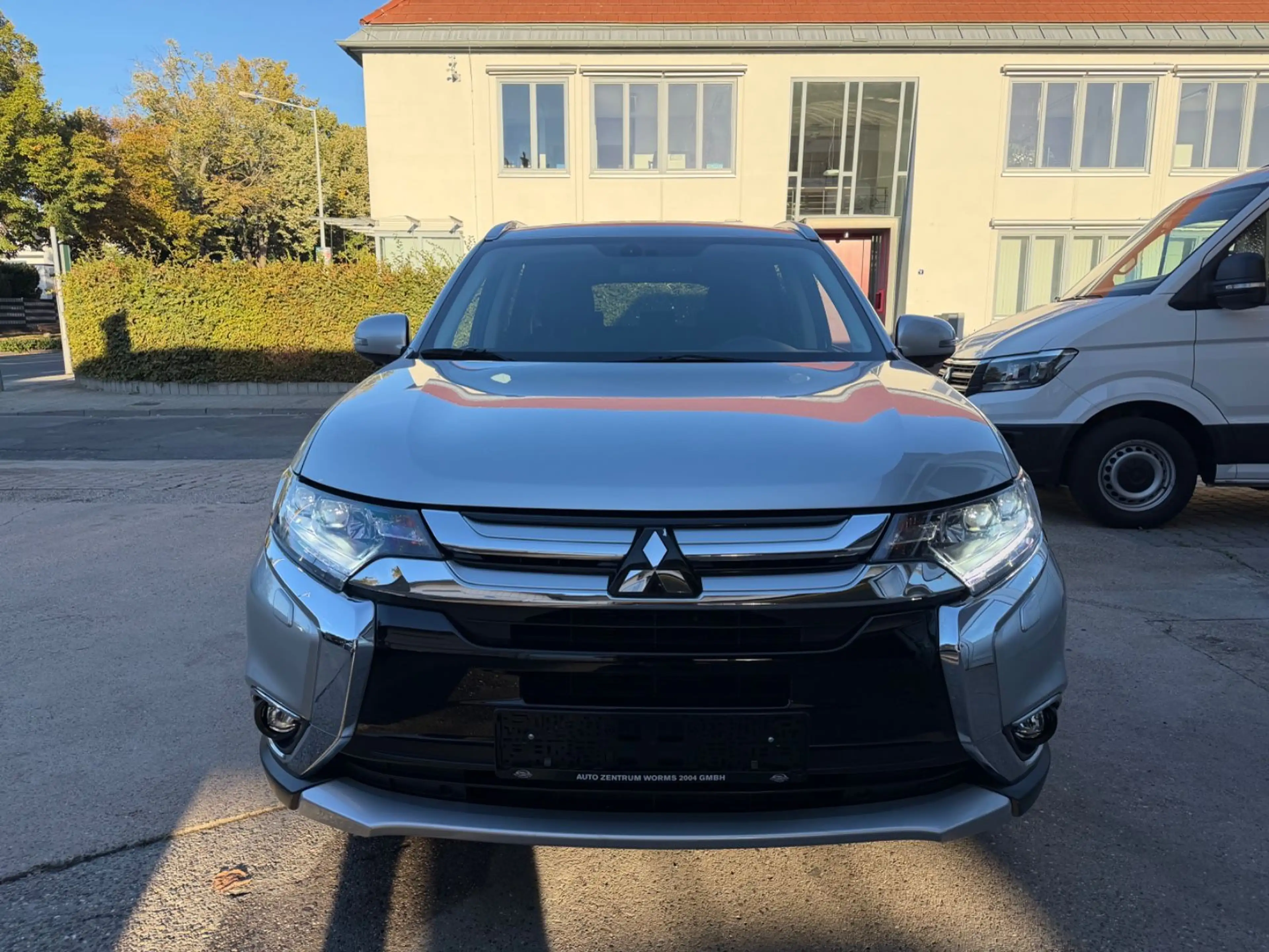 Mitsubishi Outlander Edition+ *1.Hand*Automatik*360°Kam*LED — photo 2