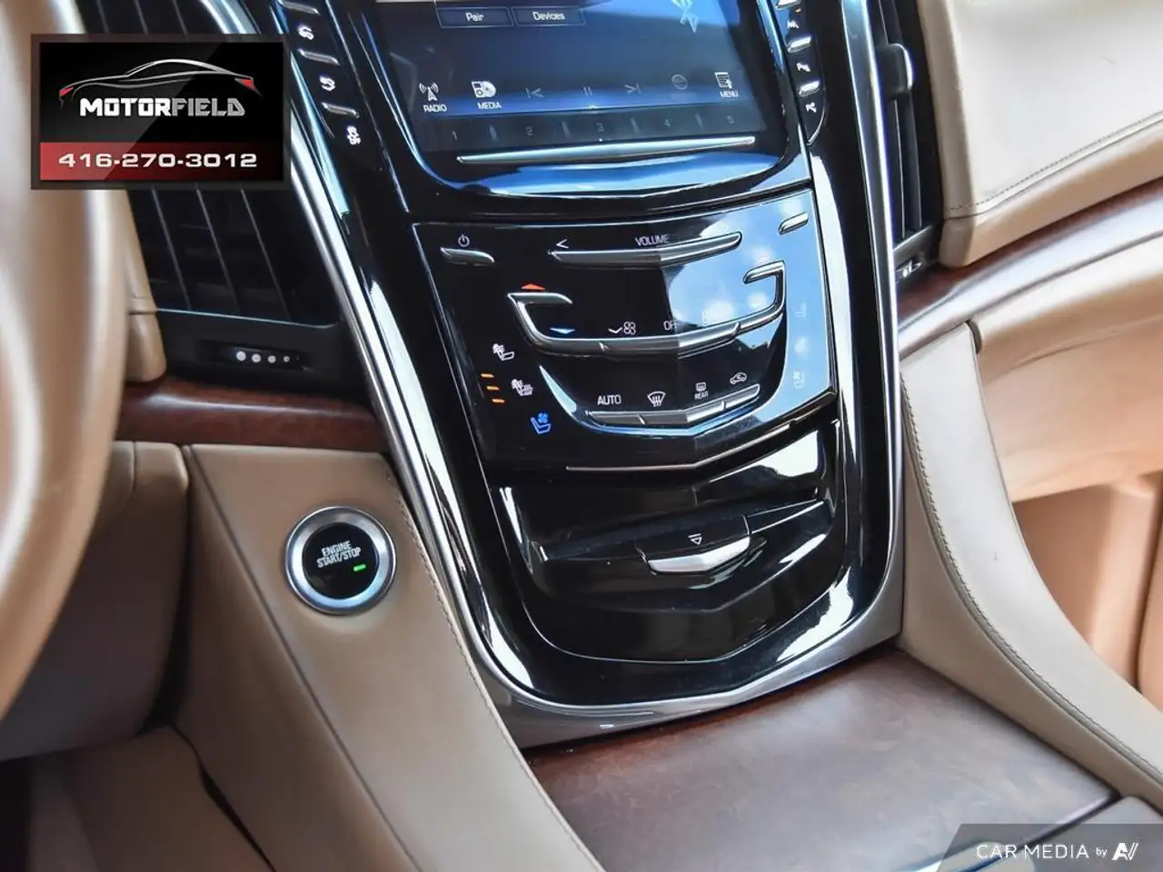 Cadillac Escalade снимка Cadillac Escalade