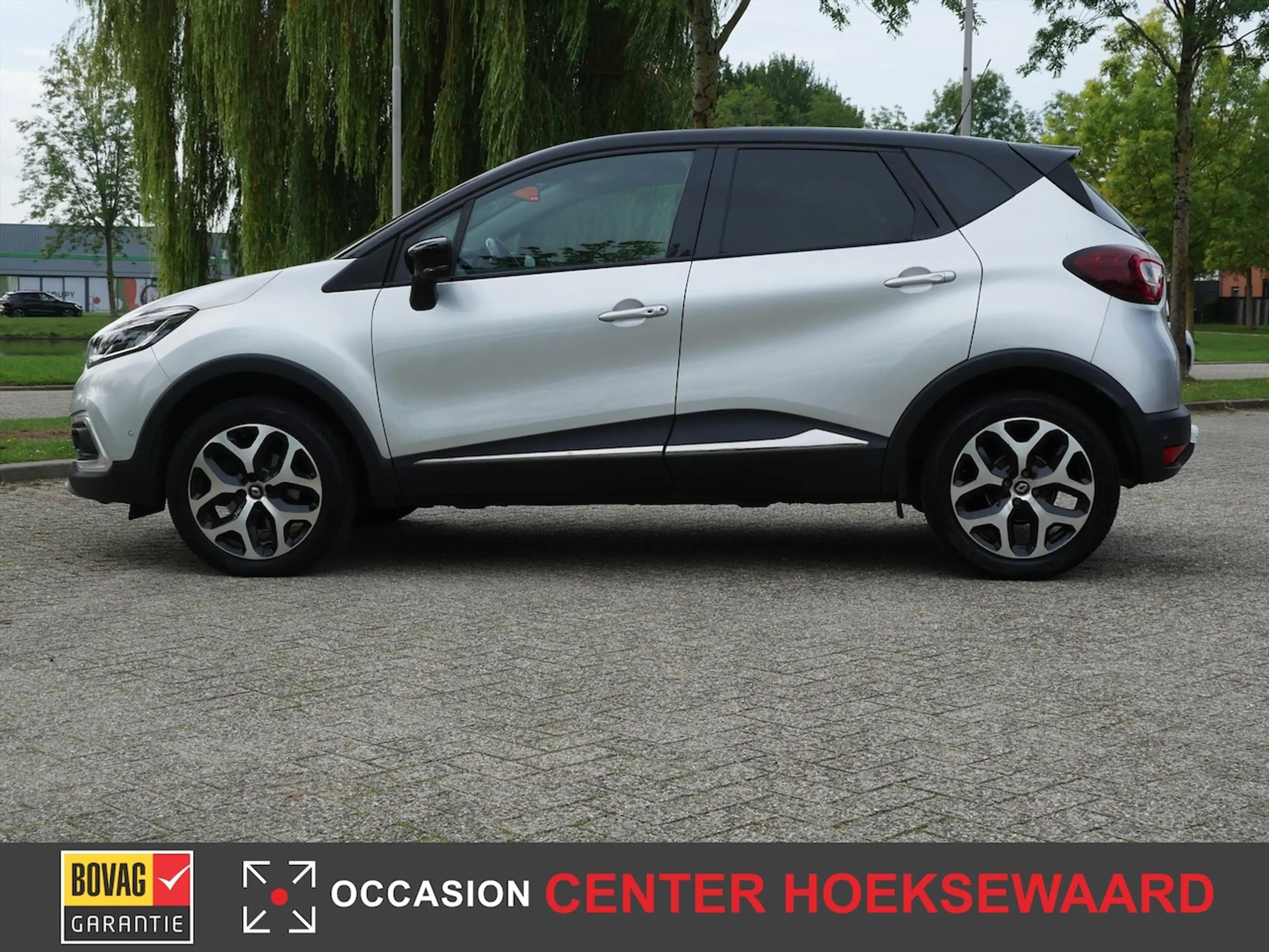 Renault Captur 1.2 TCe Intens — photo 11