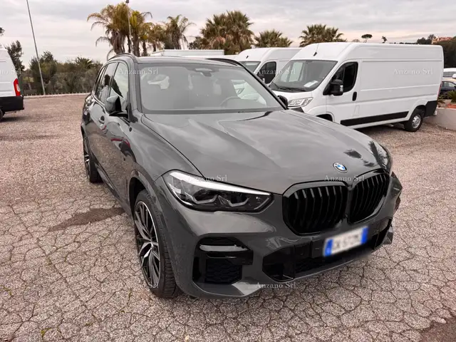 BMW X5 xdrive40d mhev 48V Msport auto