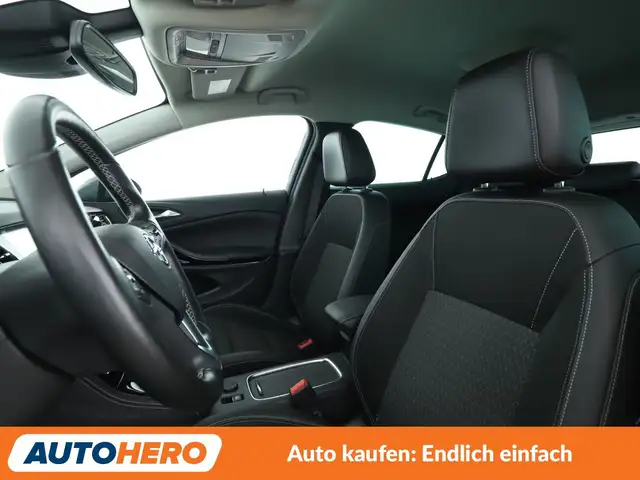 Opel Astra view 10