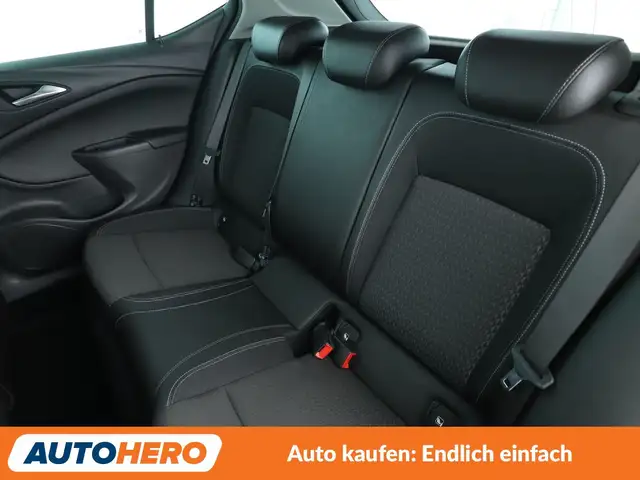 Opel Astra view 14