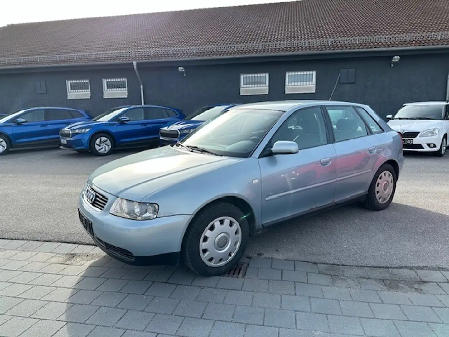 Audi A3 SITZHEIZUNG+KLIMAAUTOMATIK+RADIO+EL: FENSTER Albastru - 2