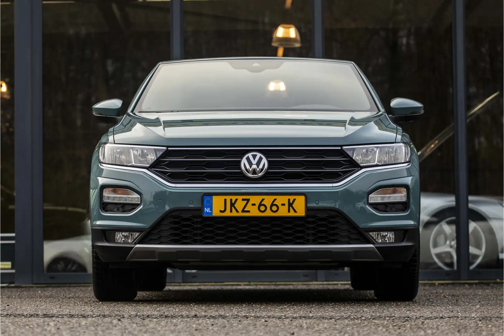 Volkswagen T-Roc Cabrio 1.0 TSI Style Groen - 2