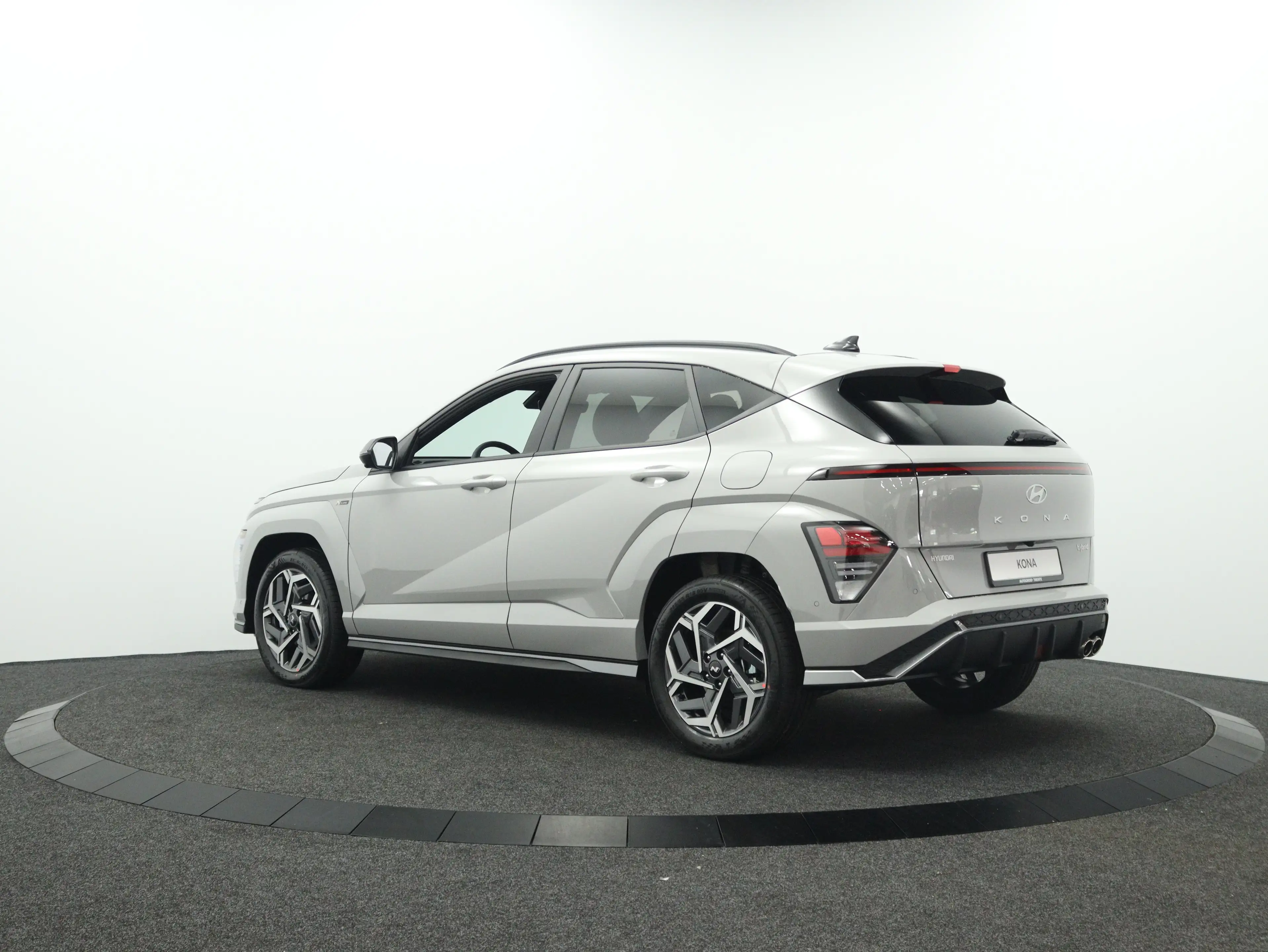 Hyundai KONA 1.6 GDI HEV N Line (Cyber Gray / Phantom Black Two — photo 8