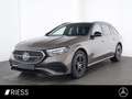 Mercedes-Benz E 300 de T AMG Sport Night Distr AHK Pano Airm Braun - thumbnail 1