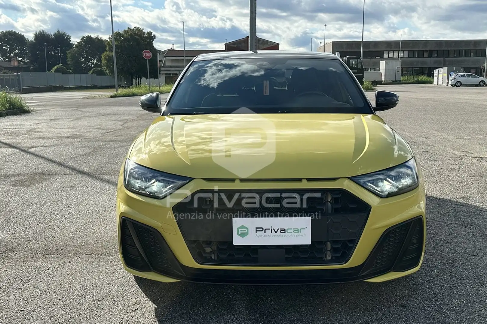 Audi A1 A1 SPB 35 TFSI S line edition Jaune - 2