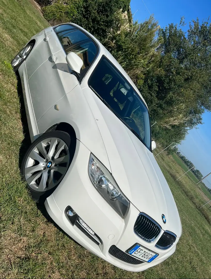 BMW 316 316d Touring 2.0 116cv White - 1