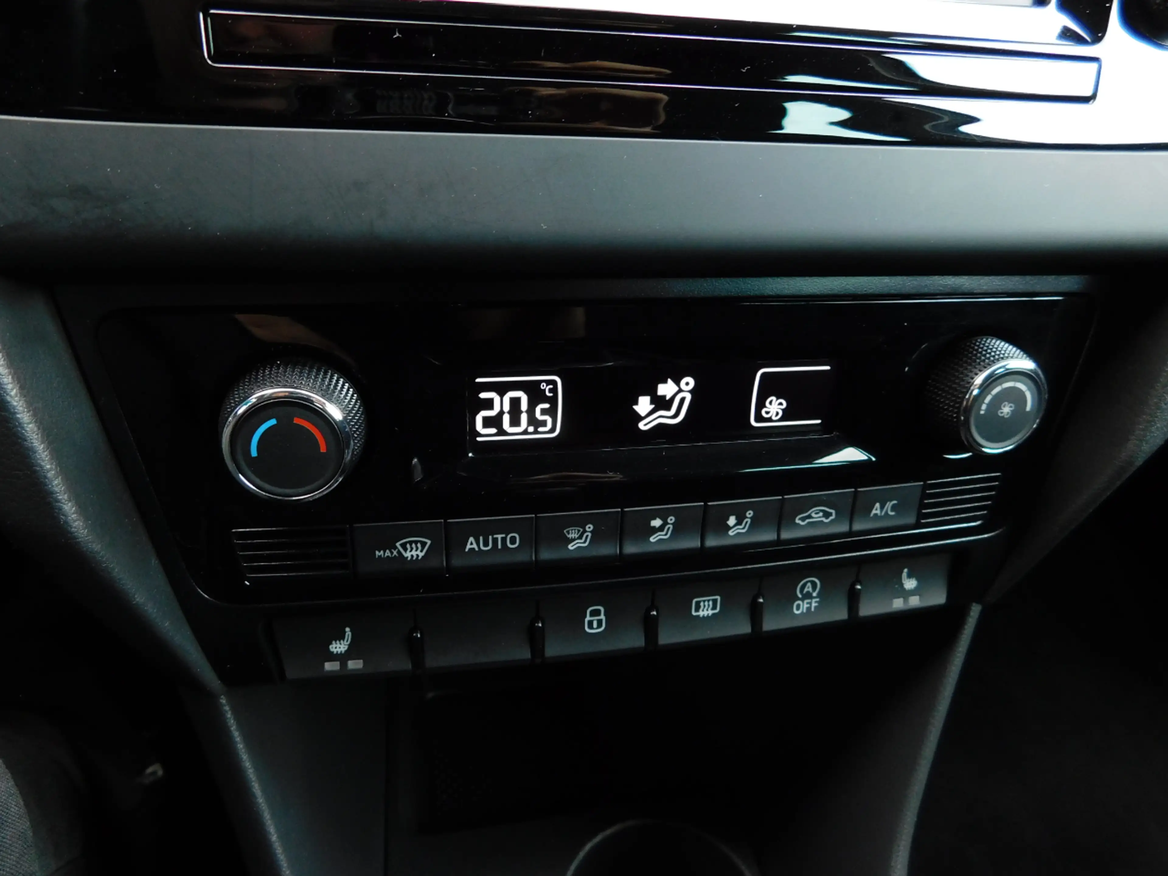 Skoda Rapid/Spaceback 1.0TSI 95PK CLEVER!! All-in Prijs! — photo 19