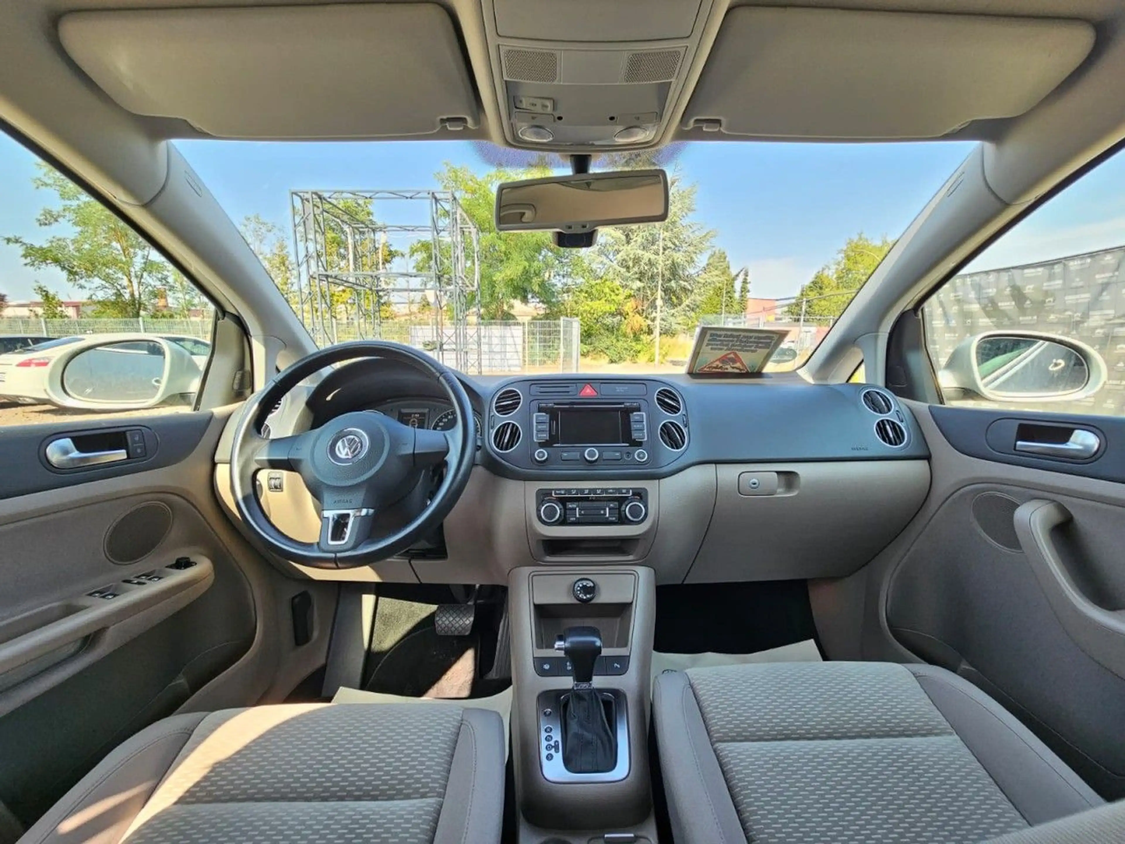 Volkswagen Golf Plus 1.4TSI DSG NAVI AHK KLIMA PARKASSI PDC — photo 9