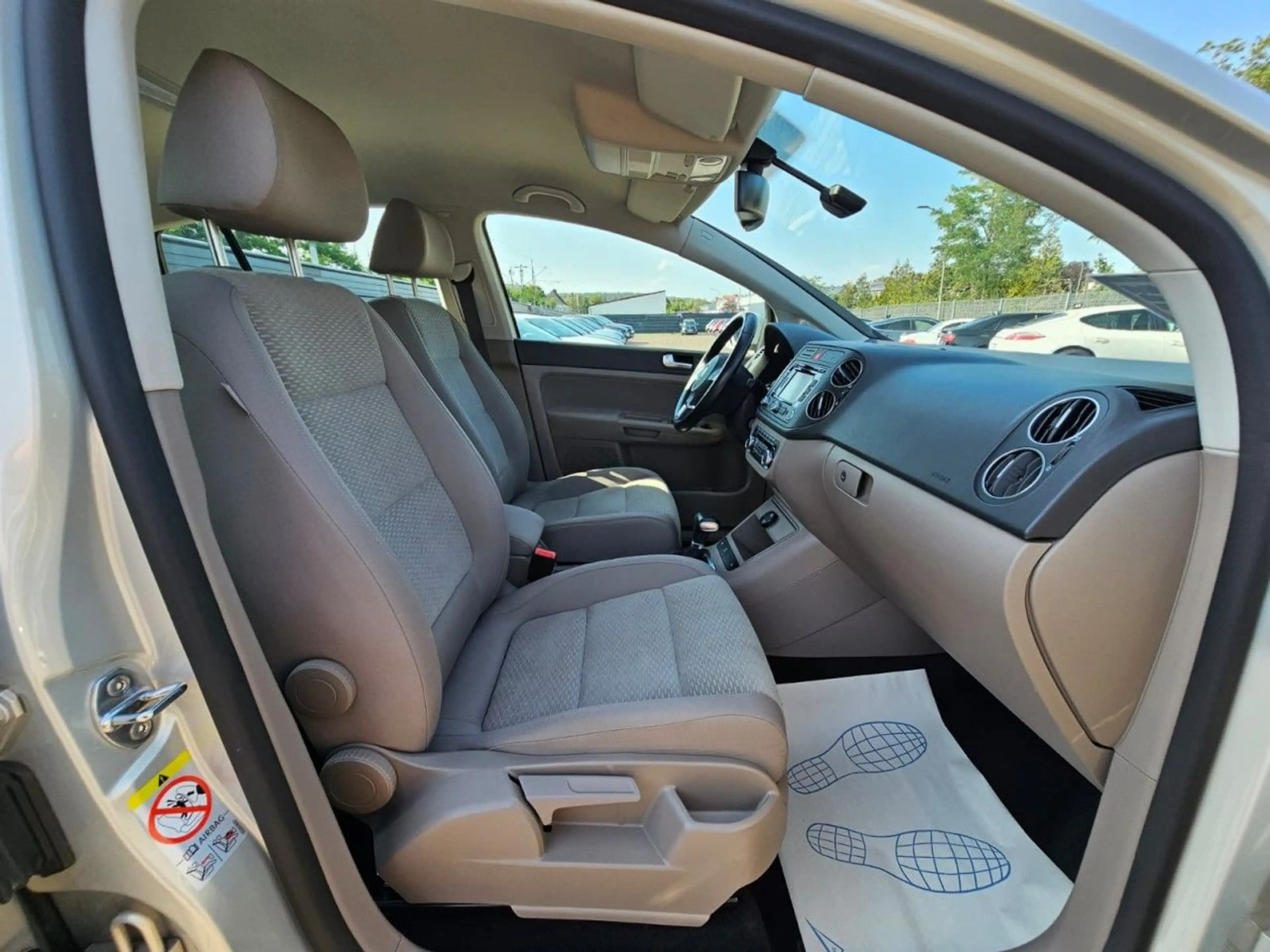 Volkswagen Golf Plus 1.4TSI DSG NAVI AHK KLIMA PARKASSI PDC — photo 13