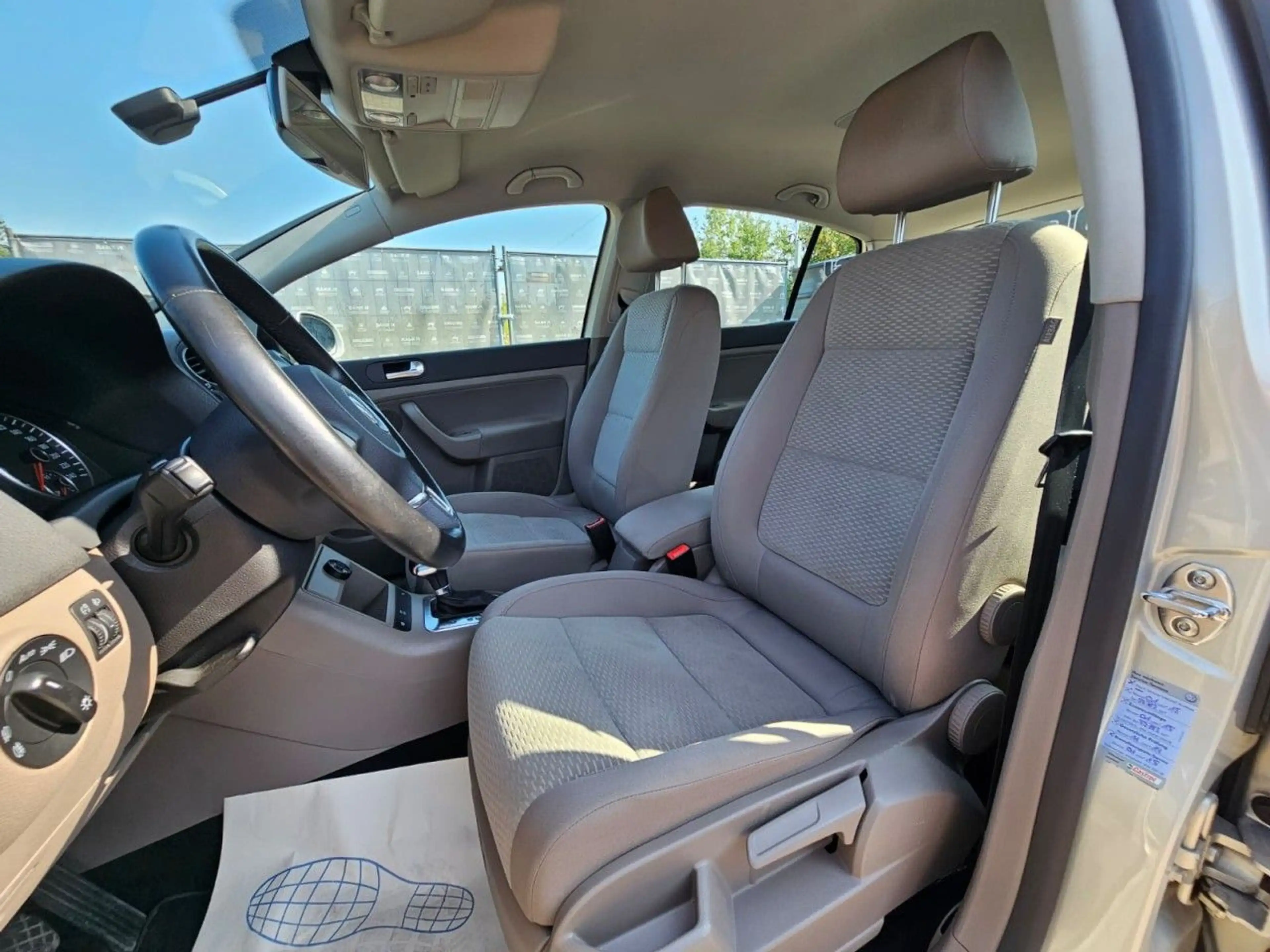 Volkswagen Golf Plus 1.4TSI DSG NAVI AHK KLIMA PARKASSI PDC — photo 7