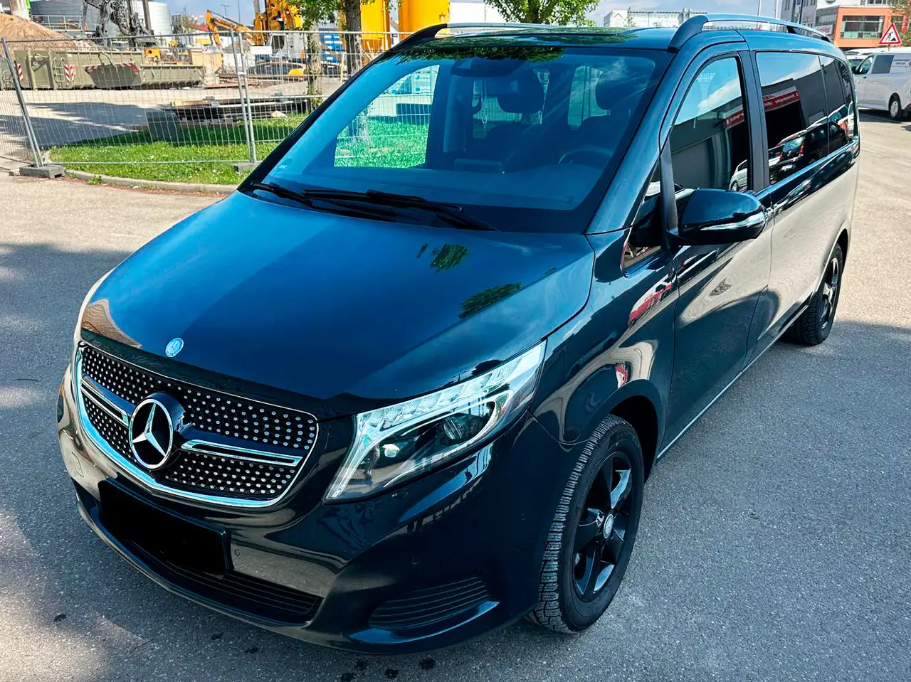 Mercedes-Benz V 250