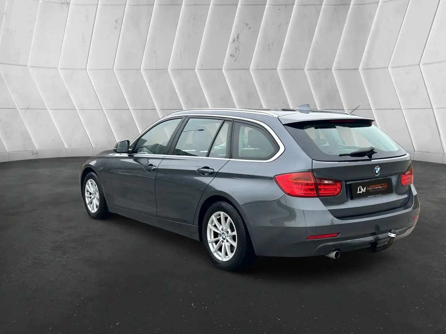 BMW 316 d Touring Grijs - 2