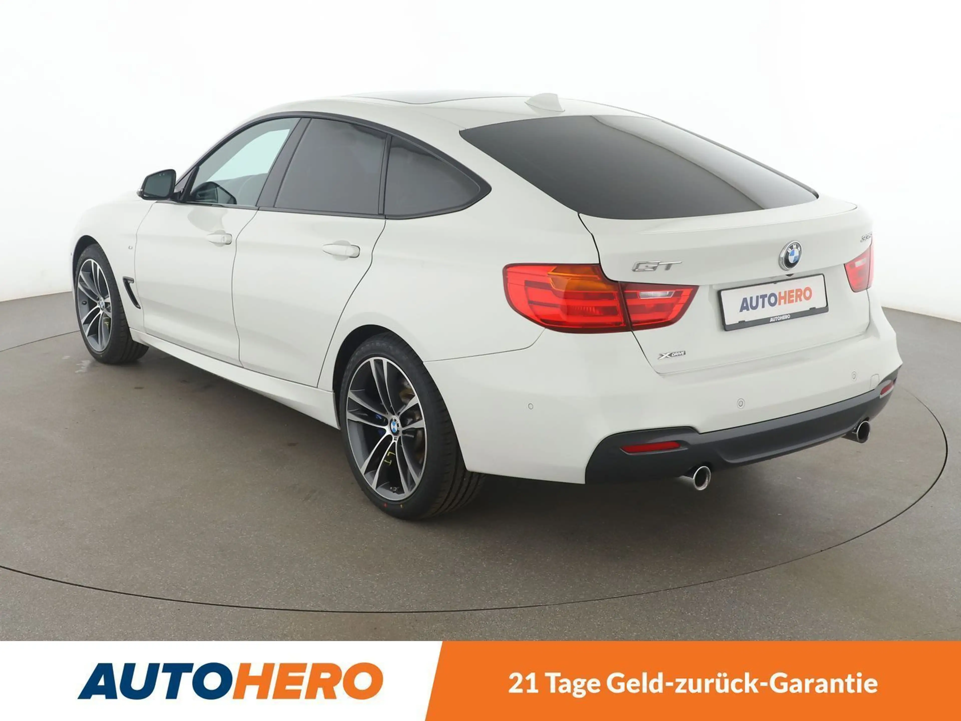 BMW 335 335i GT xDrive M Sport Aut.*NAVI*XENON*HUD* — photo 4