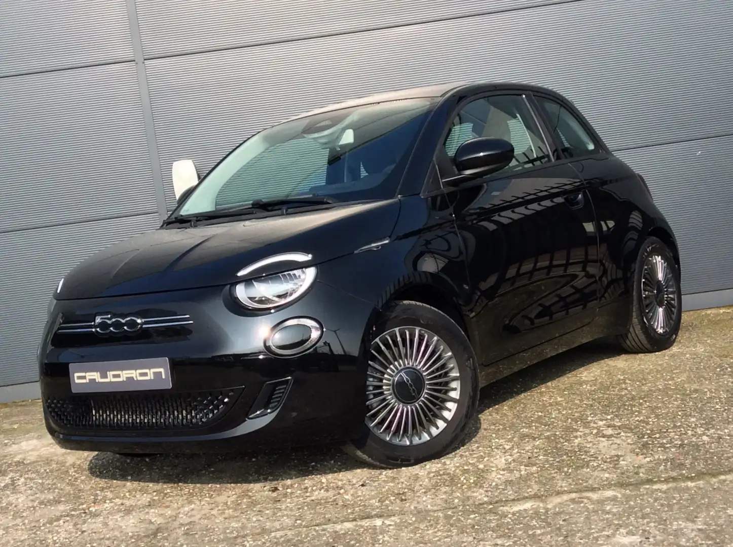 Fiat 500e 42kWh 'Icon' ✔Incl. 1 Jaar Garantie!! Zwart - 2