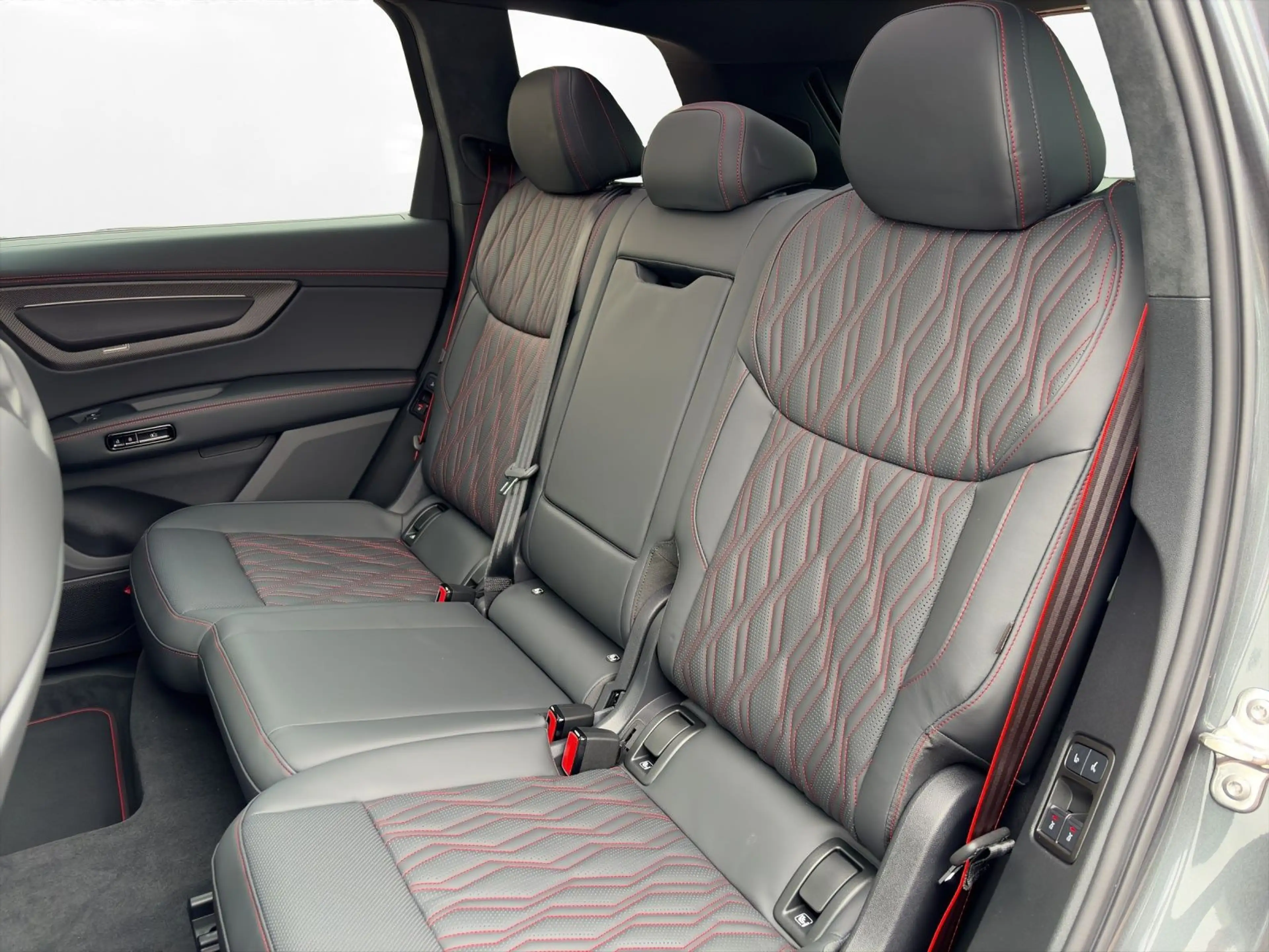 Audi Q7 SUV TDI QUATTRO+S-LINE+AHK+B&O4D+PANO+HUD+ — photo 4
