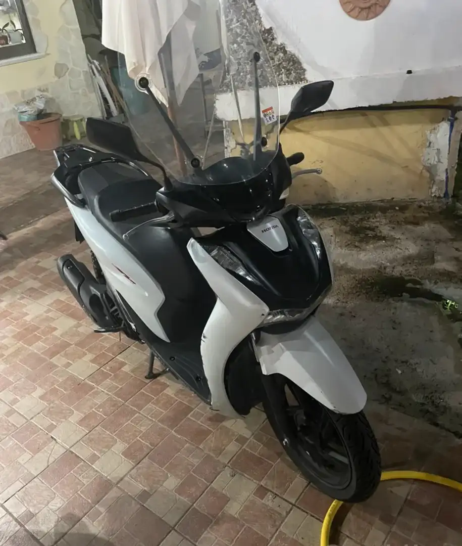 Honda SH 125i sport - 1