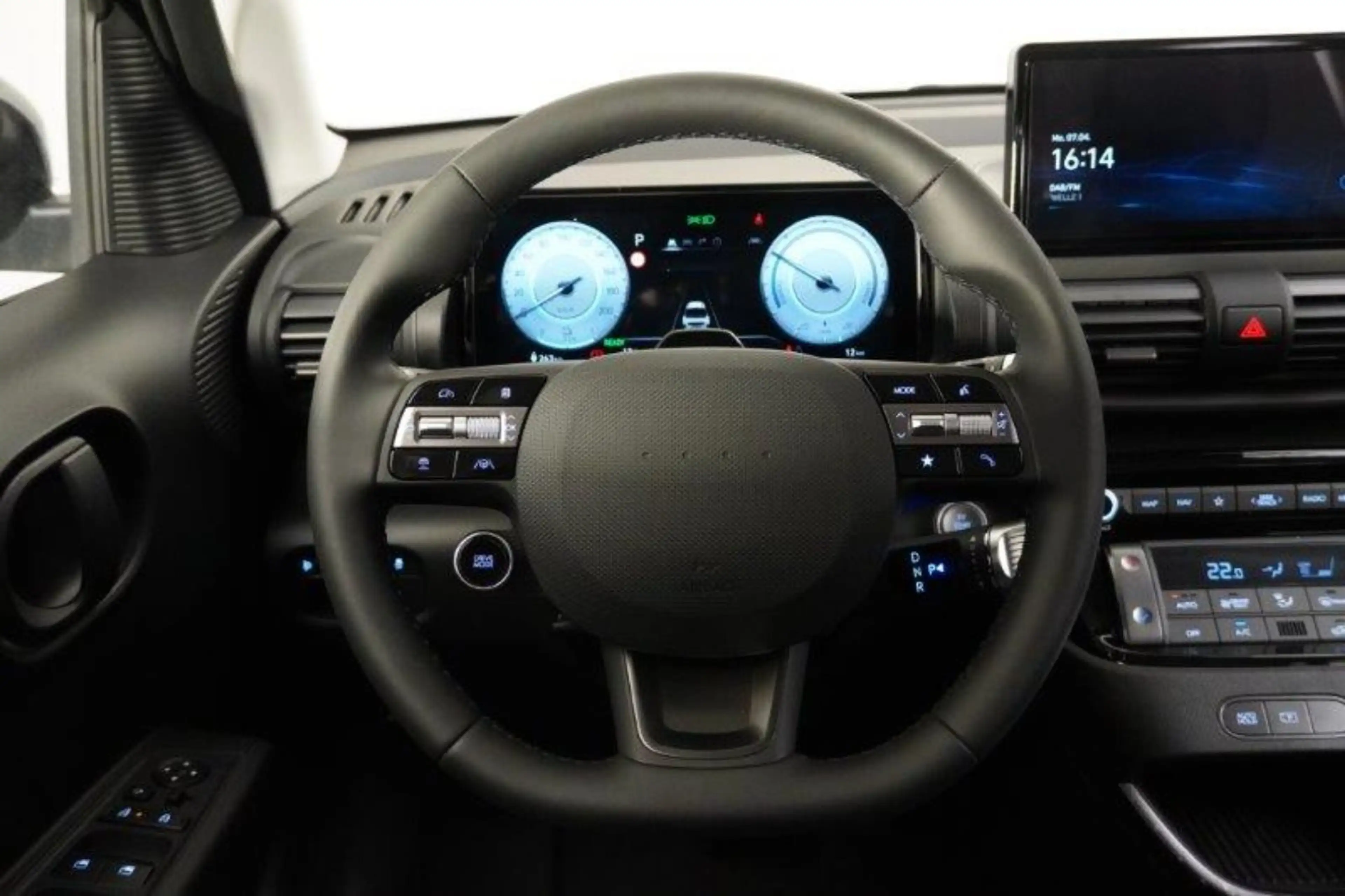 Hyundai Inster Smart Line 42kWh abz. Superbonus — photo 10
