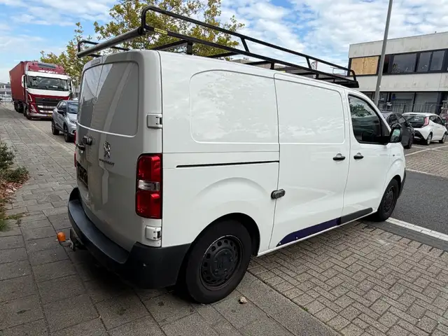 Peugeot Expert view 6