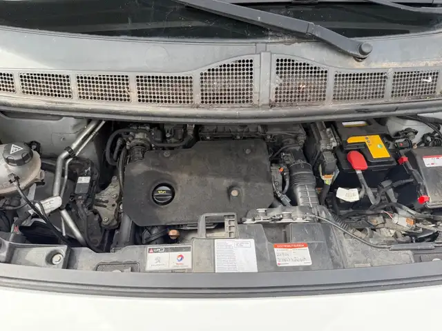 Peugeot Expert view 25