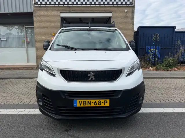 Peugeot Expert view 4