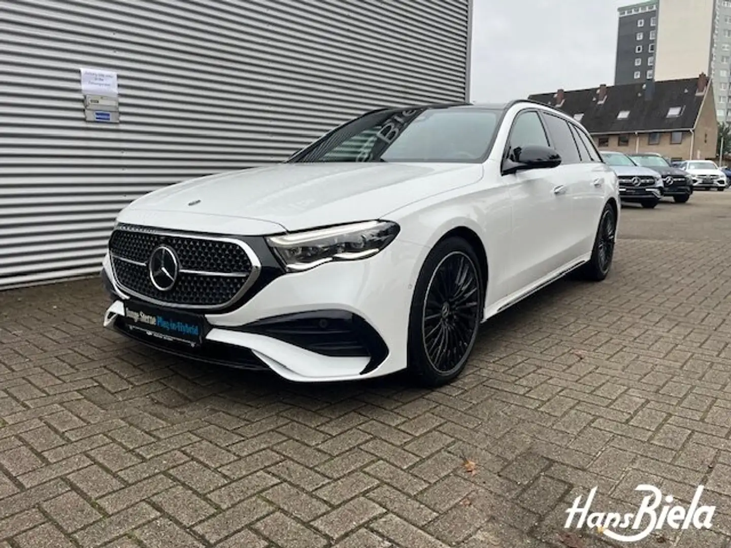 Mercedes-Benz E 300 E 300 de 4M T AMG Prem+/Night/20"/Pan/Supers/AHK Weiß - 2