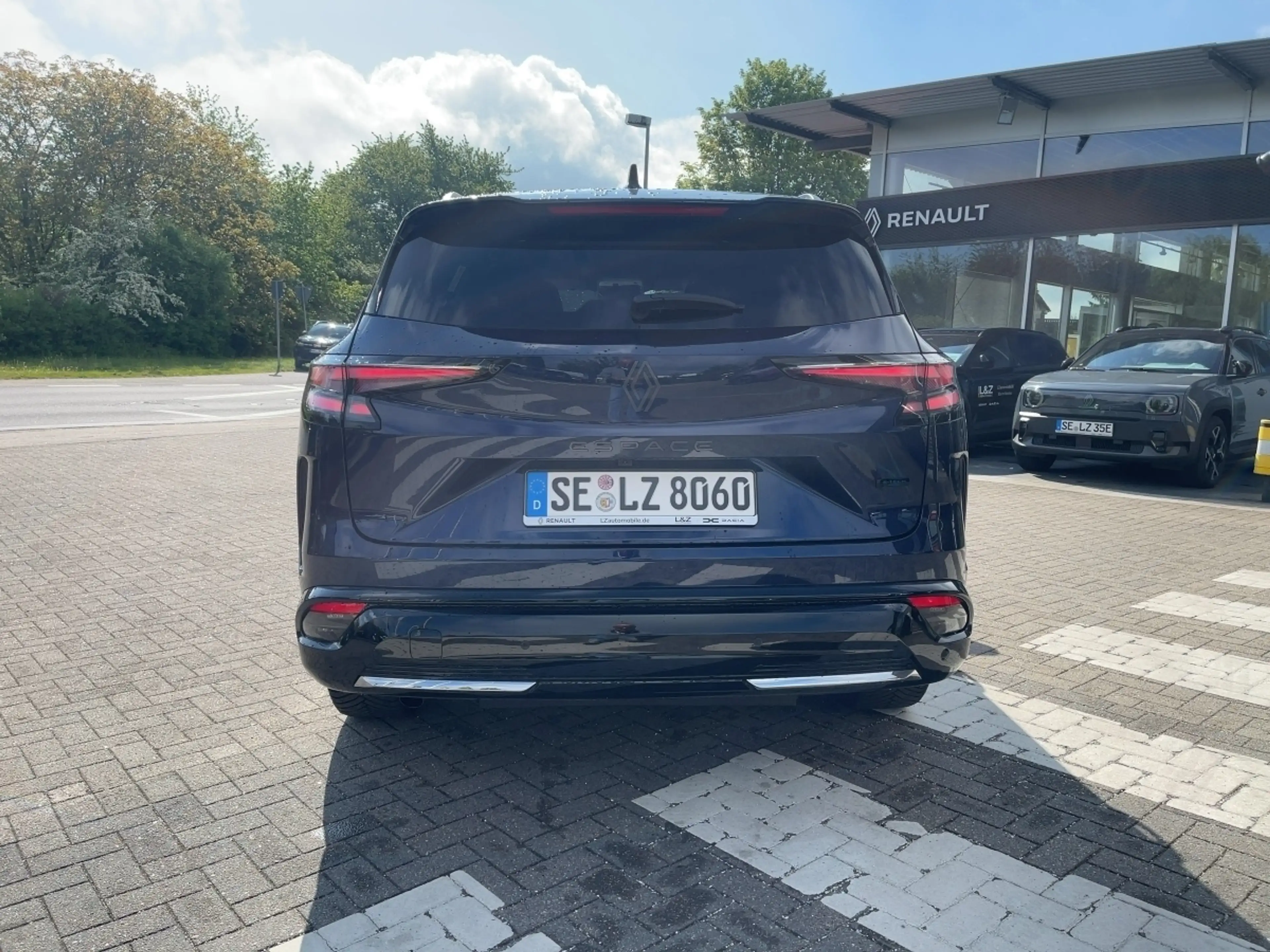 Renault Espace 6 Esprit Alpine Full Hybrid E-Tech 200 — photo 3
