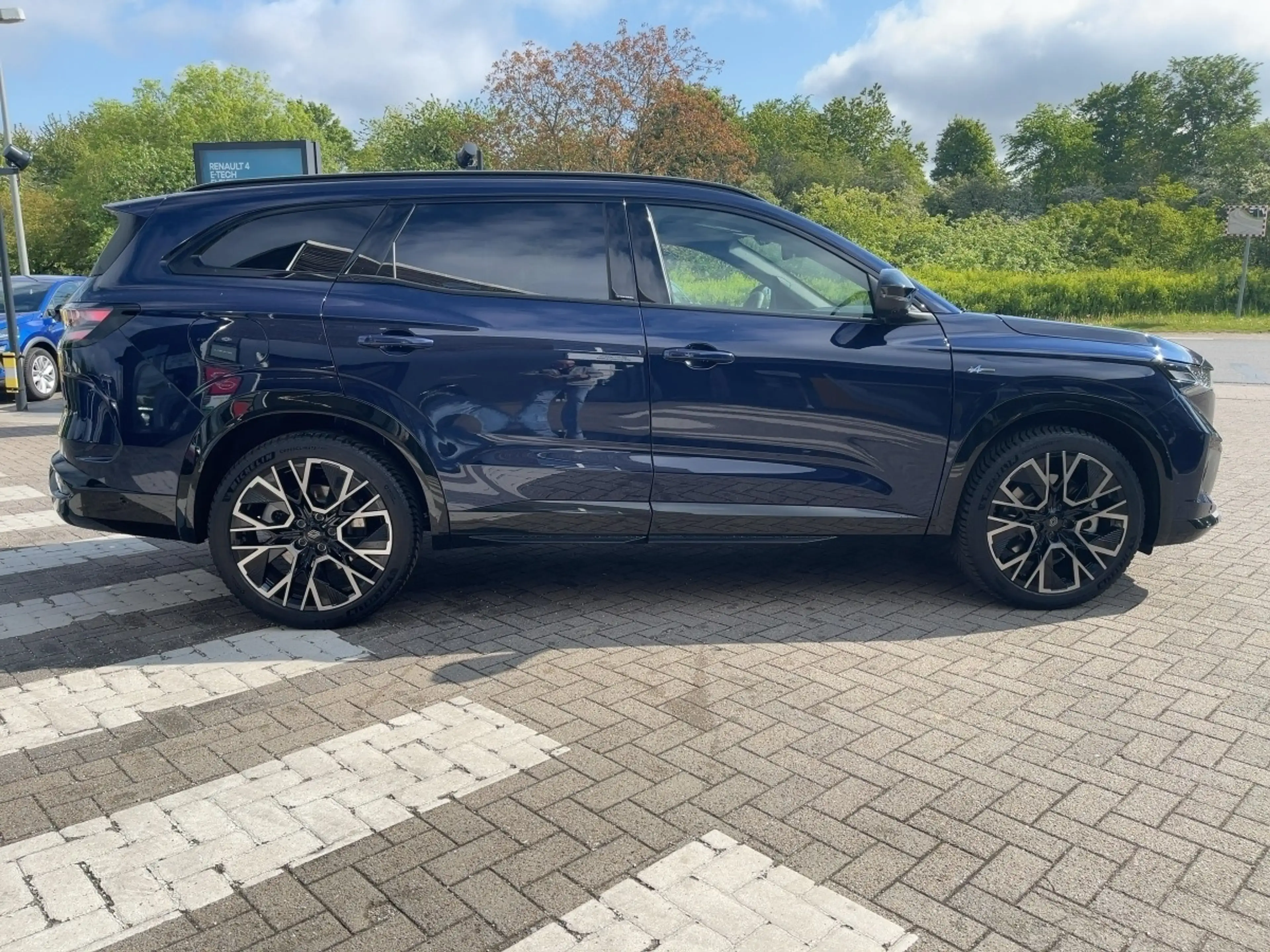 Renault Espace 6 Esprit Alpine Full Hybrid E-Tech 200 — photo 5